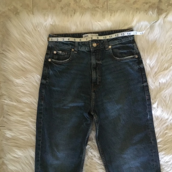 🌹HOST PICK🌹 ZARA HIGH WAIST JEANS / SIZE 6/ NEW CONDITION - Picture 7 of 10